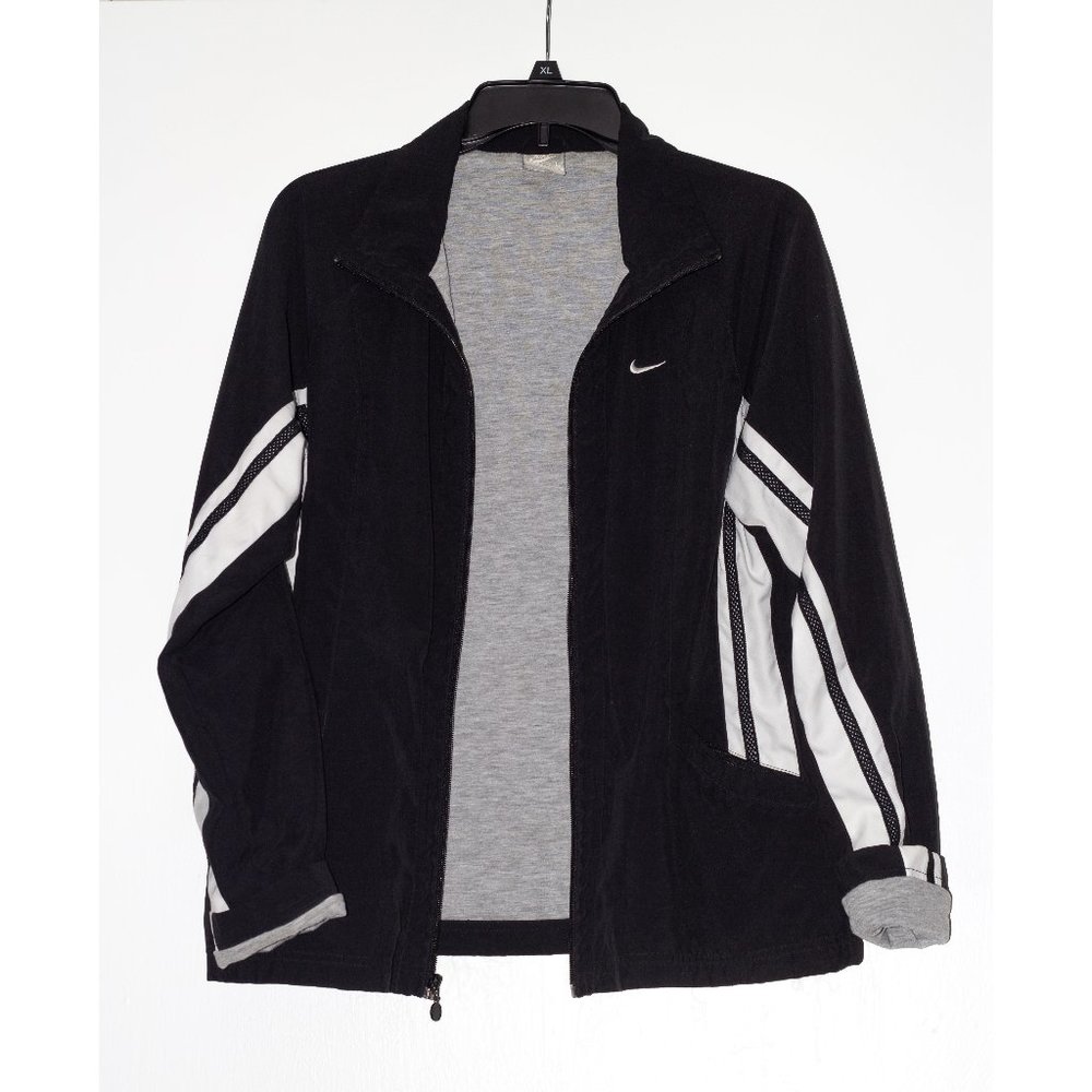 Nike Jacket (Boy's L)